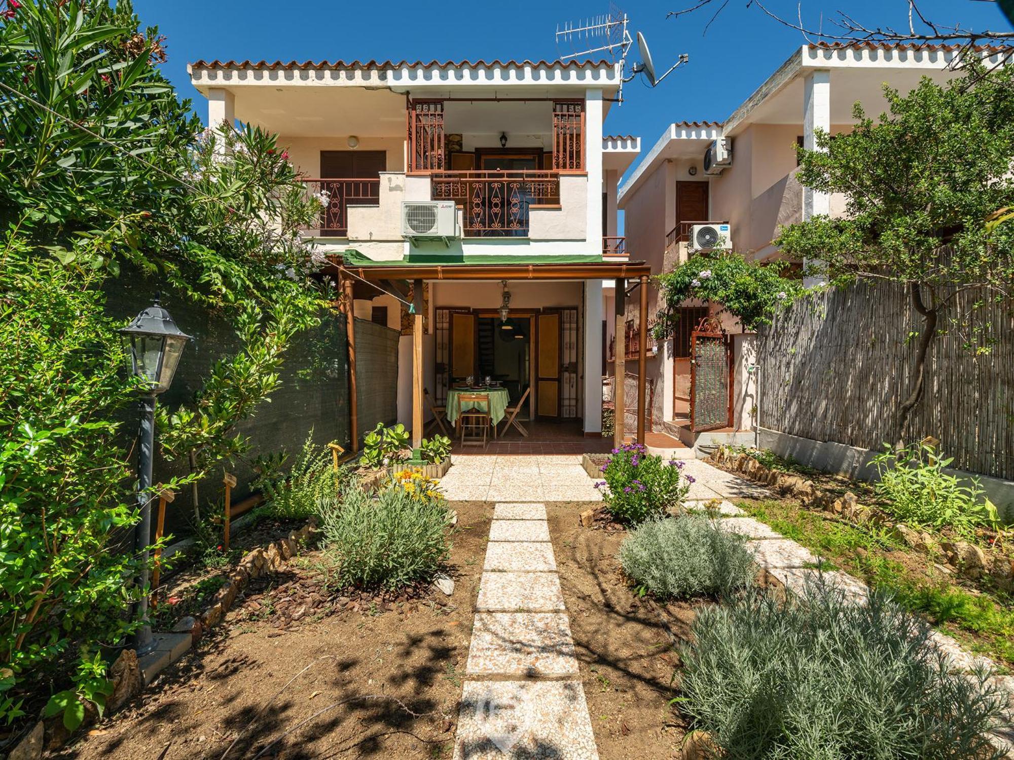 Grace'S House Villa Villasimius Exteriör bild